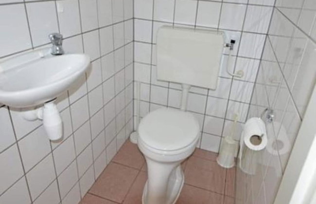 Cosy Bungalow Near the Beach - Photo 28