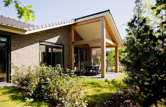 Attractive Bungalow with Covered Terrace near Veluwe - Photo 37