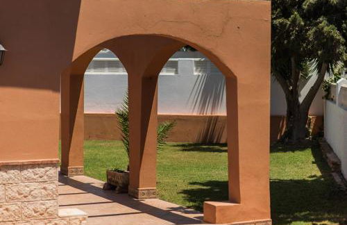 Expoholidys- Chalet privado en Castell del Rey - Foto 7