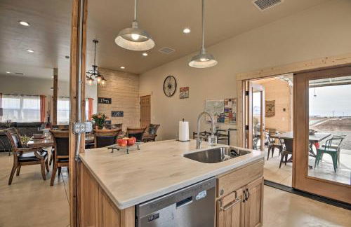 Unique Cortez Family Getaway with Mountain Views! - Foto 13