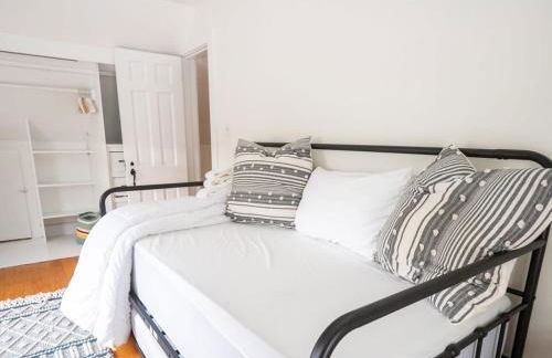 Berkshire Vacation Rentals: Chic Pittsfield Home With A View - Foto 21