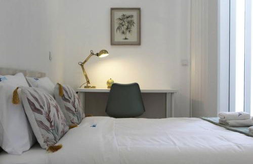 Valbom Hideaway Light, Style and Peace - Photo 12