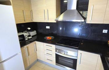 NEXTHOME City Center & Pool - Foto 14