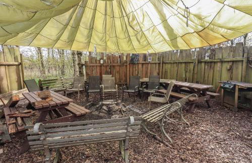 Yewberrie Yurt - Foto 19