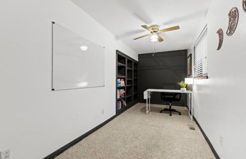 East Farmington Hideaway - Family Friendly Home - Foto 14