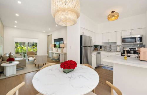 Lux Designer Apt 2BR and 2BA in the Heart of MIA Beach - Foto 7