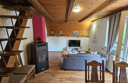 MALA KUĆA, Lič - Foto 16