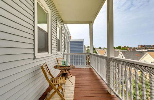 4 Mi to Fenway Park Pet-Friendly Dorchester Apt! - Photo 1