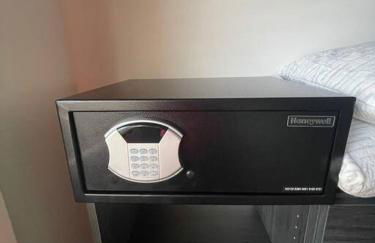 Elegant private studio with private entrance and pool access - Foto 7