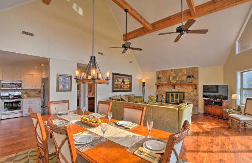 Picturesque Sky Haus Sanctuary with Mountain Views - Foto 6