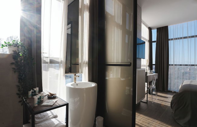 DISTRICT boutique - Photo 10