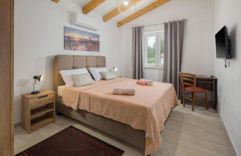 Awesome Home In Malisi With Kitchen - Photo 8