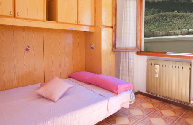 Oasi di Castelveccana Apt Pool and View - Foto 15