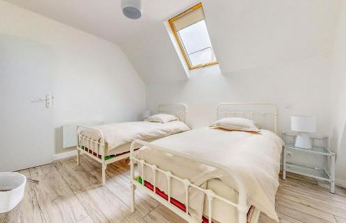 Amazing Home In La Vernelle - Photo 28