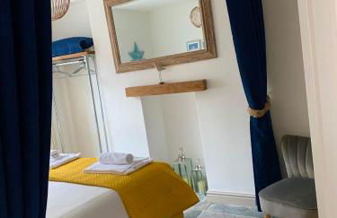 FROM BBC1s BEYOND PARADISE - - Prospect House - - 17th Century Character COTTAGE - - CONNECTING APARTMENTS - - Kids Bunk Room - - Free Public Parking - Foto 30