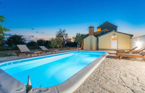 4 Bedroom Stunning Home In Polaca - Foto 13