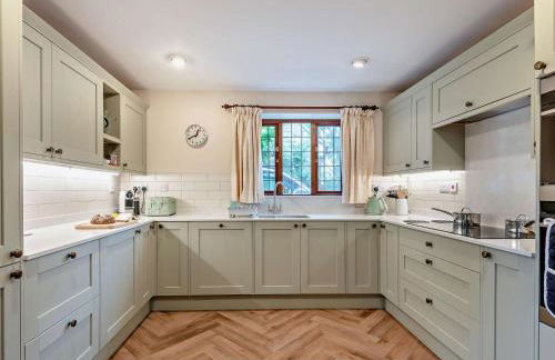 5 Bed in Cheltenham oc-94643 - Photo 11