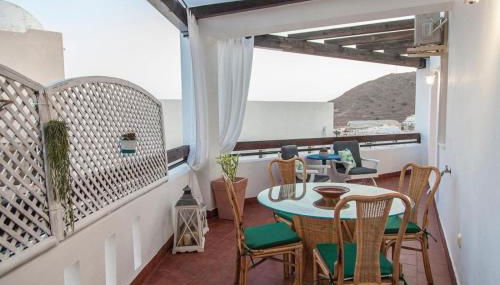 Coqueto Apartamento con vistas al mar y piscina - Foto 5