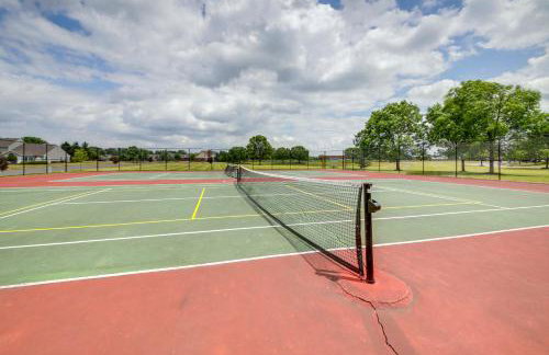 Camby Home with 3 Living Areas and Community Pool! - Foto 19