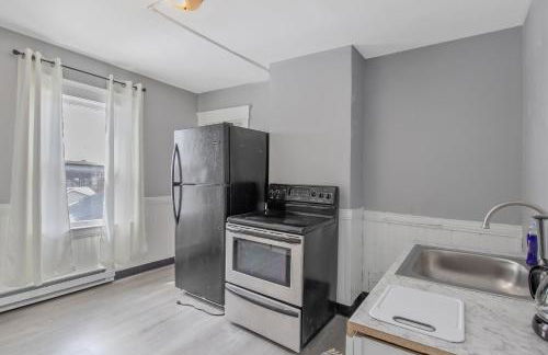 Newly Renovated 2BR by SU, Zoo, Destiny & Downtown - Foto 13