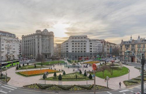 Nuevo y Luminoso en Plaza Moyua - Foto 2