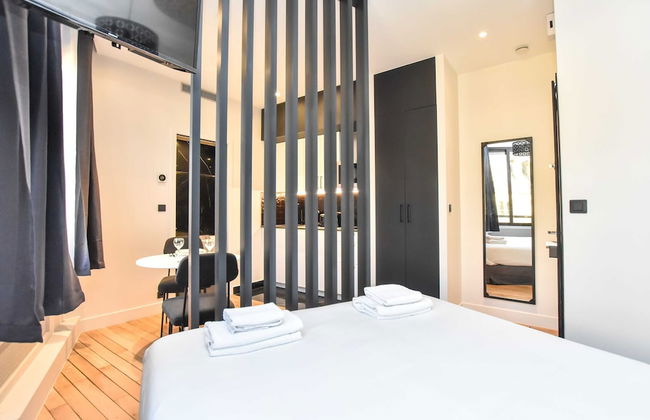Chic Studio w/ Jacuzzi - 2P - Near Palais Garnier - Photo 2