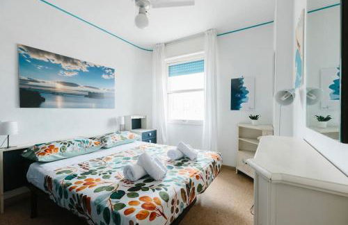 Appartamento fronte mare con terrazzo e parcheggio privato - Foto 8