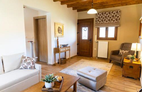 Alexi's House - Photo 5