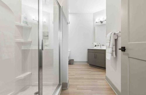 Serenity Living 5 Min From Downtown - Foto 1