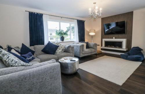 The Willows - Photo 2