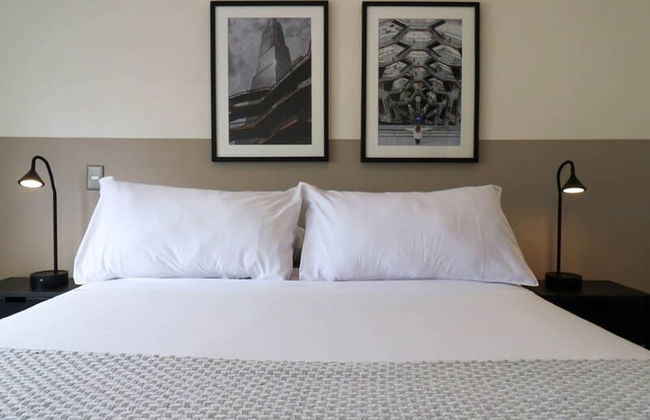 w Picturesque 2BR in the Heart of Miraflores - Photo 14