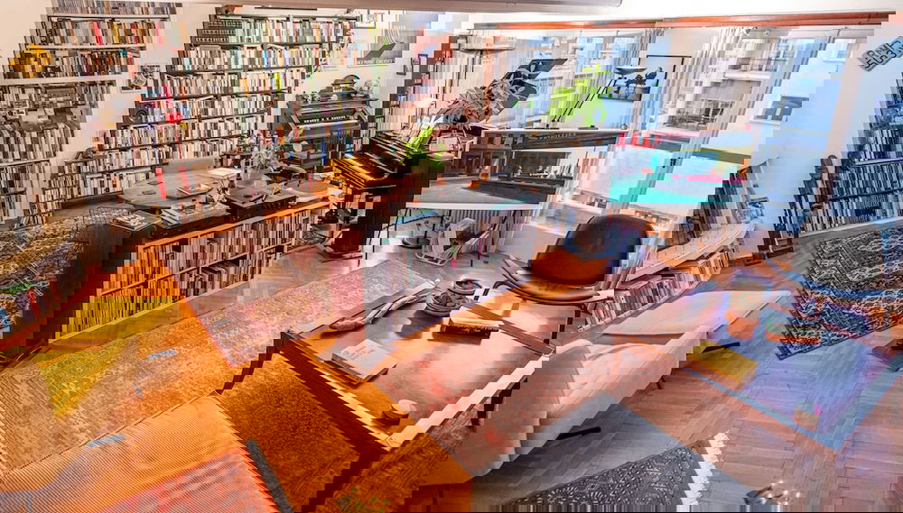 Chic 2BR Bright Penthouse With Open Wood Staircase - Foto 1, Habitación