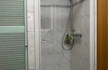 Design-Terrasse-7 Personen-Netflix-Garage-Seenah - Foto 43