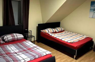 Large Apartment for 3-10 People Near Halle and Leipzig - Foto 8