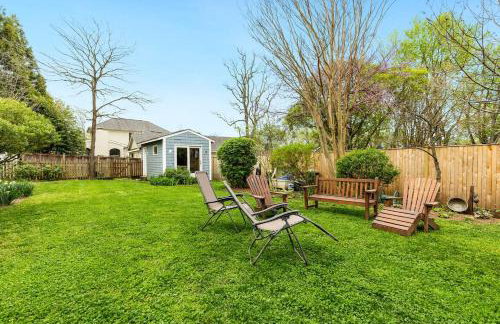 Unique Eastport Bungalow w Yard - Foto 45