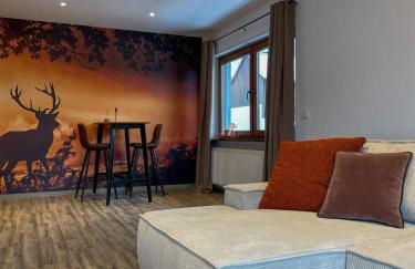 MaMa-Apartments - Haus Martina im Herzen der Rhön - 3 einzelbuchbare moderne Wohnungen für 2-8 Personen, Terrasse, Balkon, Garten, Ski und E-Bike Keller, Lounge, freies Wlan, familienfreundlich - Foto 1