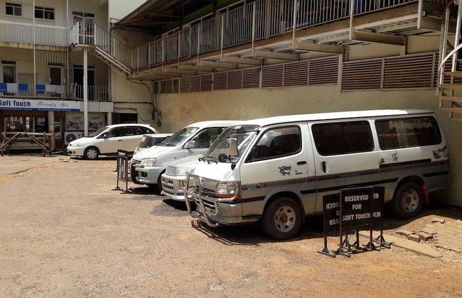 Shumuk Hotel and Apartments - Photo 27