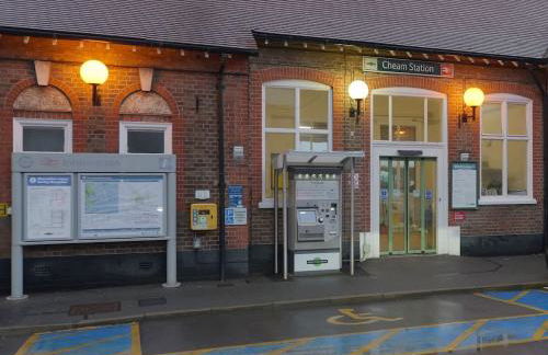 City Service Lets - Ground Floor 2 Bed Apartment in Cheam Village with Free Parking and Easy London Access - Foto 8