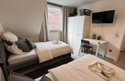 DUTTI'S HOME - Apartment A l 2 rooms l 4 Beds l TV l WIFI l Kitchen l Parking l Autobahn - Foto 16