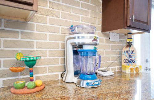 Lake Life: Amazing Weekday Specials! Dock, Swim Mat, Cove Water - Foto 12