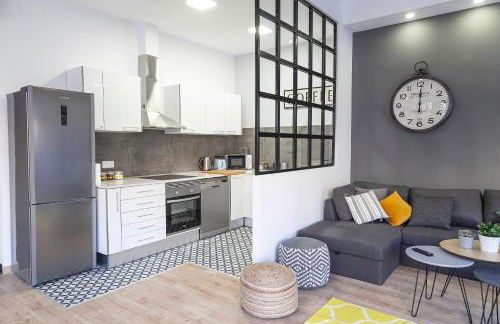 Plaza Redonda Center - Photo 2