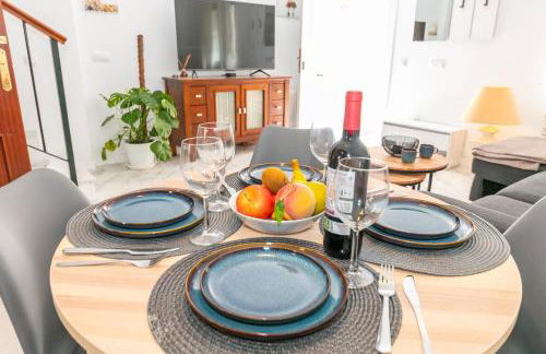 Casa Colón - Con Terraza y cerca de la playa - Foto 5