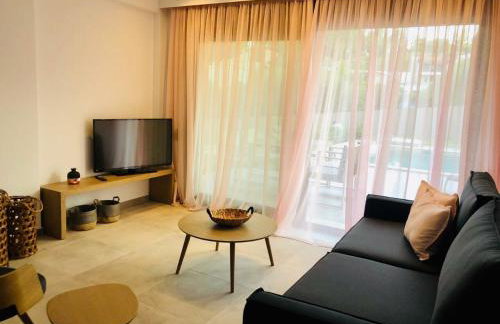 Epos Villas & Luxury Studios - Foto 17