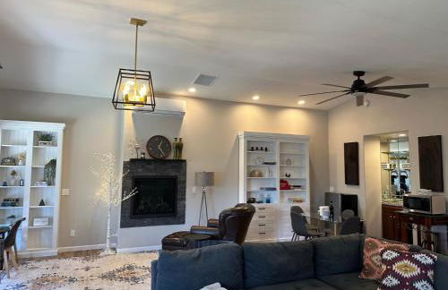 YoBee! Park Reservation Included! Heart of Yosemite - Homey Studios and Breakfast - Foto 41