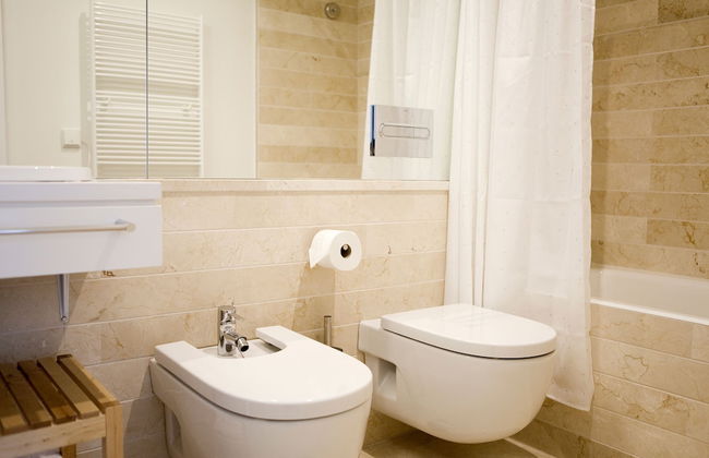 60 Balconies Art - Photo 51