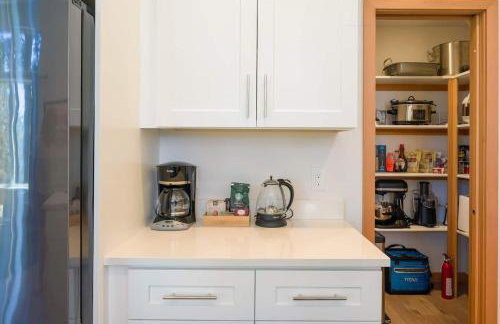 Forest luxury Gourmet kitchen Moran Park nearby - Foto 15