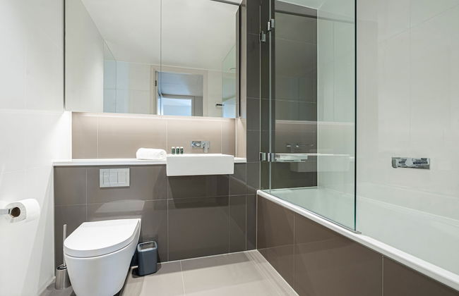 Immaculate Two-bedroom Apartment in Canary Wharf - Foto 29