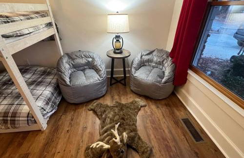 Golden Acres Ranch Hot Tub+Gameroom+Creek & wifi - Foto 41