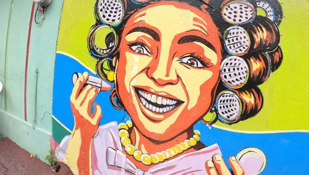 Tour privado de los murales de Los Pepines - Foto 3, Colorido mural en el barrio de Los Pepines