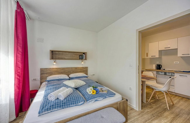 Jantar Apartments - Photo 8